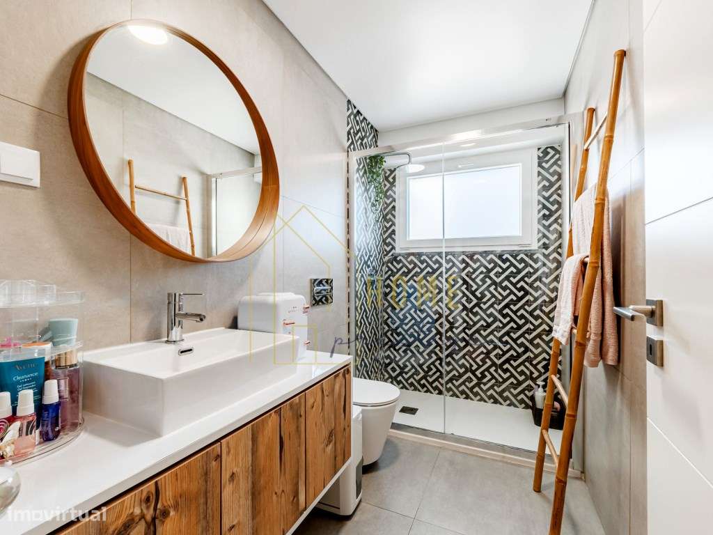 Moradia T4 na Urbanização Jardins de Santiago- Setúbal-30