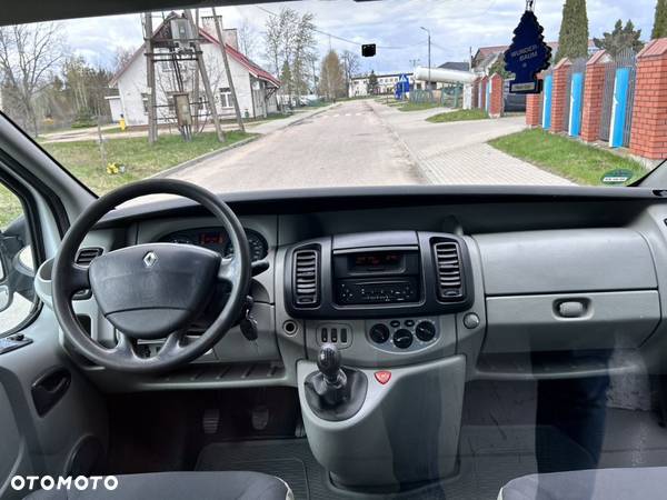 Renault Trafic - 15