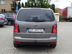 Volkswagen Touran 2.0 TDI DPF Highline - 9