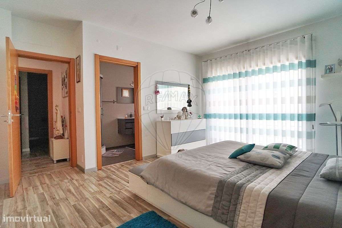 Moradia T4 para venda - Grande imagem: 5/47