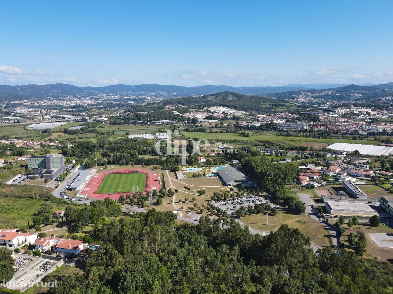 Terreno com 122.778 m2 para construção de moradias