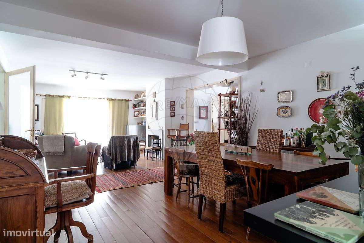 Apartamento T4 para venda