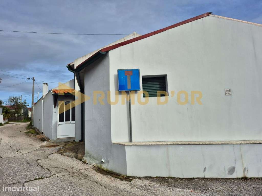 Moradia T3 com Garagem e Churrasqueira a 5 Minutos de Leiria - Grande imagem: 3/21