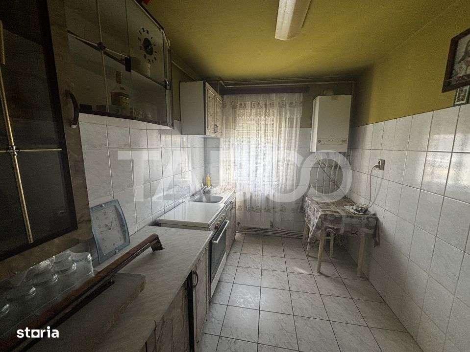 Apartament de vanzare 3 camere 50 mp utili zona Mihai Viteazul - Imagine principală: 5/9