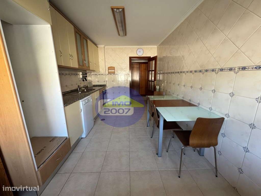 Apartamento T3 com terraço em Paços de Brandão - Grande imagem: 5/31
