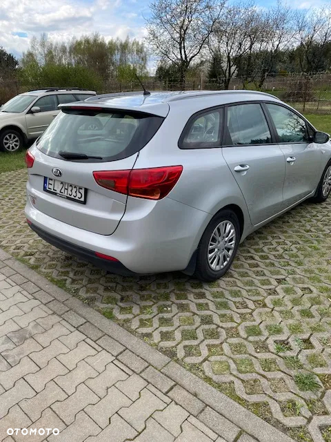 Kia Ceed Cee'd 1.6 GDI M - 3