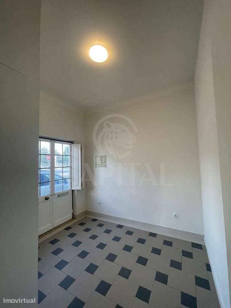 Apartamento T1 no Centro Histórico de Salvaterra de Magos - Grande imagem: 2/16