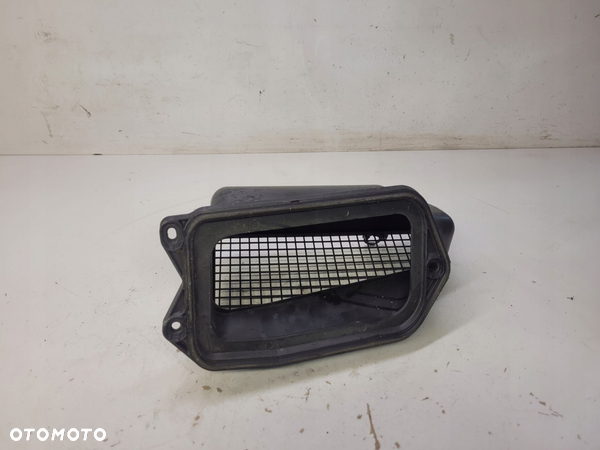 WLOT DOLOT POWIETRZA AUDI A4 B8 A5 8K1819904A - 4