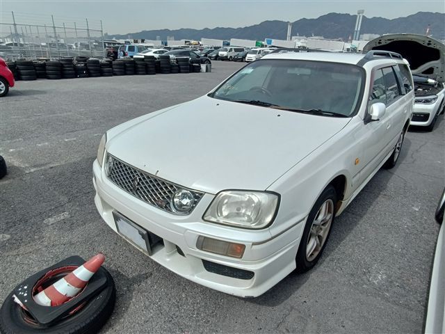 Nissan Skyline 2000