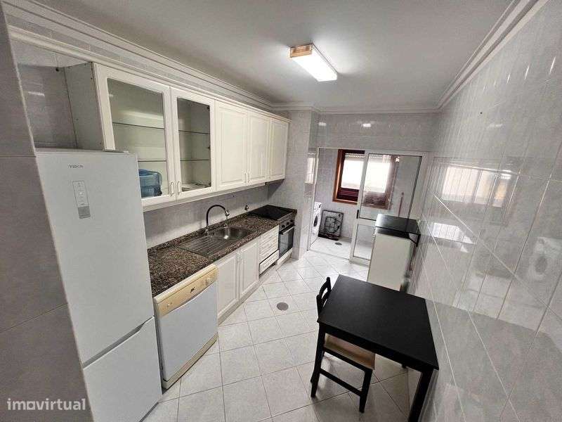 Apartamento T2 Valadares (2wc - mobilado) - Grande imagem: 4/12