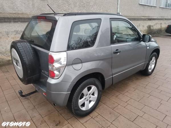 Suzuki Grand Vitara 1.6 - 8