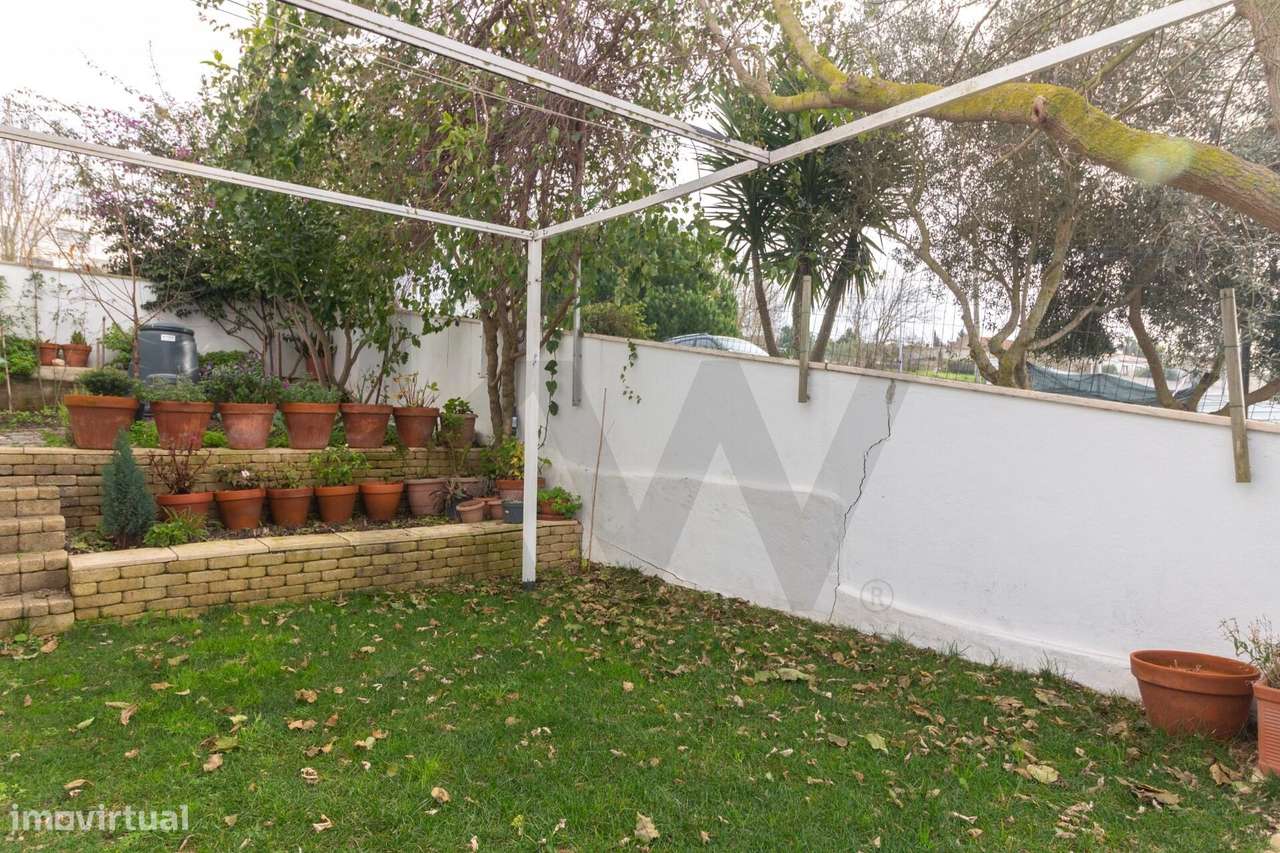 Moradia T5 arrendamento em Á-dos-Bispos (Vila Franca de Xira) - Grande imagem: 5/35