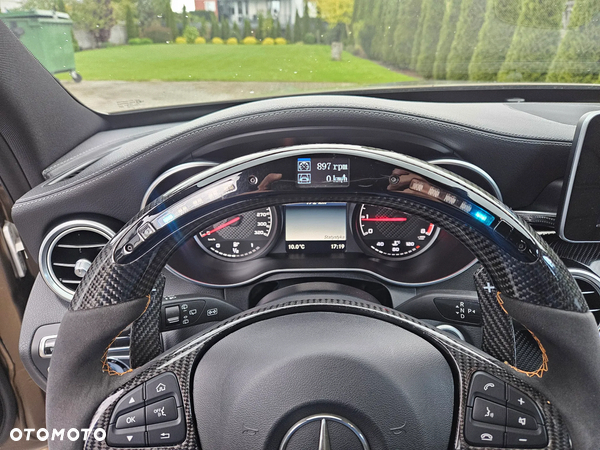 Mercedes-Benz Klasa C AMG 63 S T AMG Speedshift 7G-MCT - 32