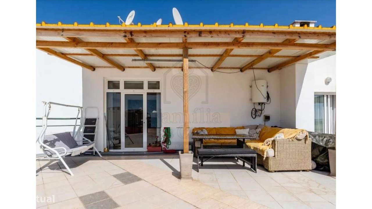 Penthouse Armação de Pêra com terraço-6