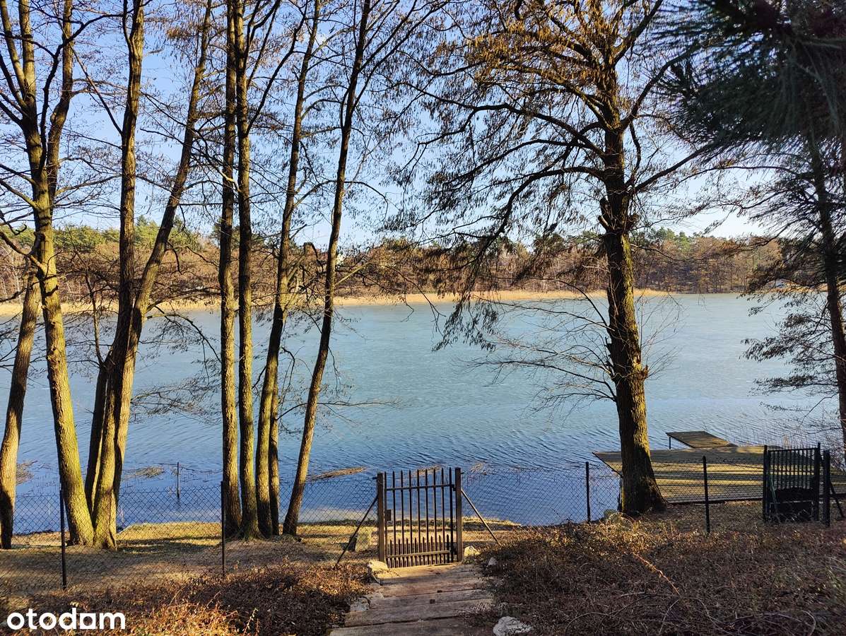 Urokliwa posesja bezpośrednio nad Jeziorem Ślesińskim-0