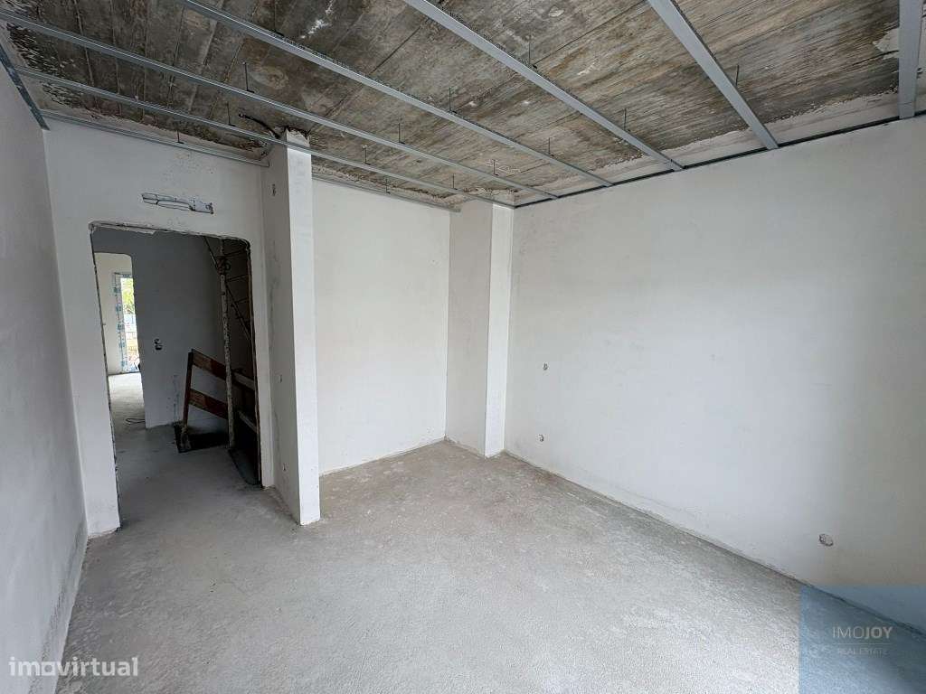 Moradia T3+1 na Abóboda-10