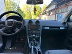 Audi A3 1.6 Ambiente - 17