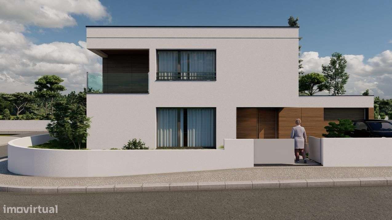 Moradia T4 excelentes acabamentos jardim piscina Azeitão - Grande imagem: 4/7