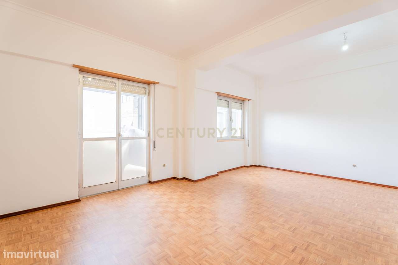 Apartamento T3 em Monte Abraão - Grande imagem: 5/60