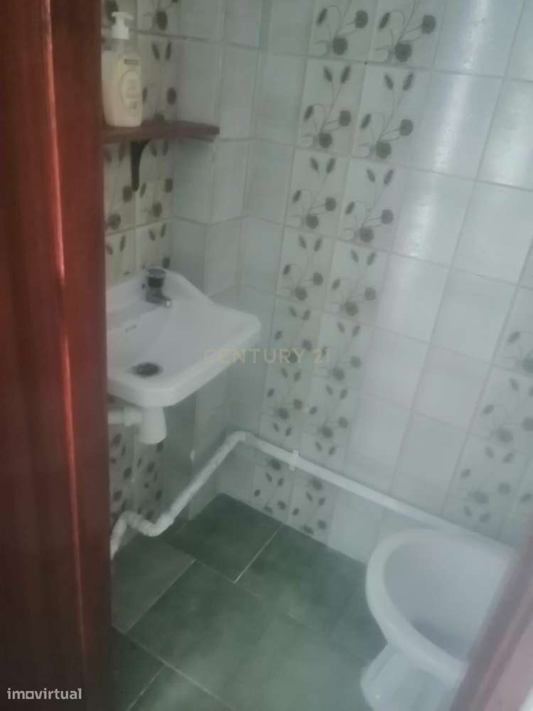 Loja de Centro Comercial na Cruz de Pau - Seixal - Grande imagem: 4/6