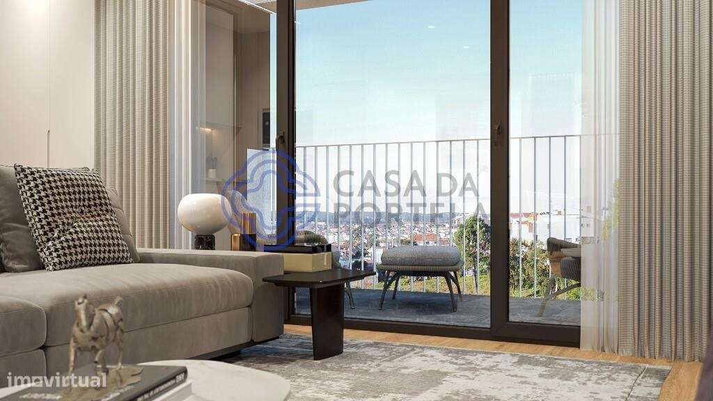Apartamento T4 com 125,70m2 ,sala com Varanda e um Terraço com 44m2  , - Grande imagem: 5/13