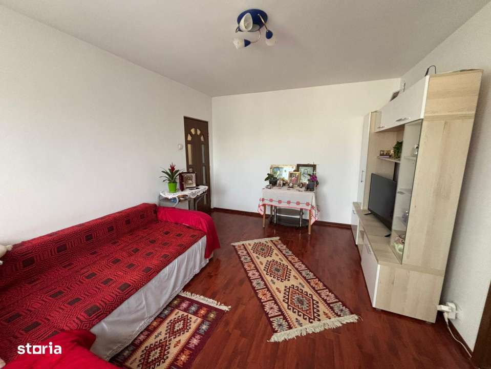 Apartament 2 camere, 41 mp, zona Vest