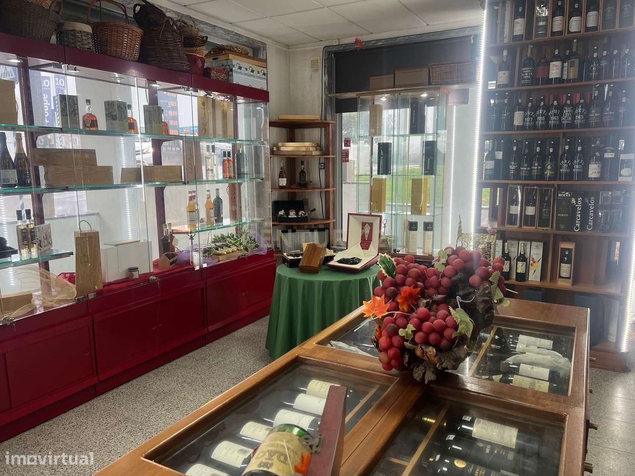 Trespasse Garrafeira em Porto Salvo, Oeiras-1