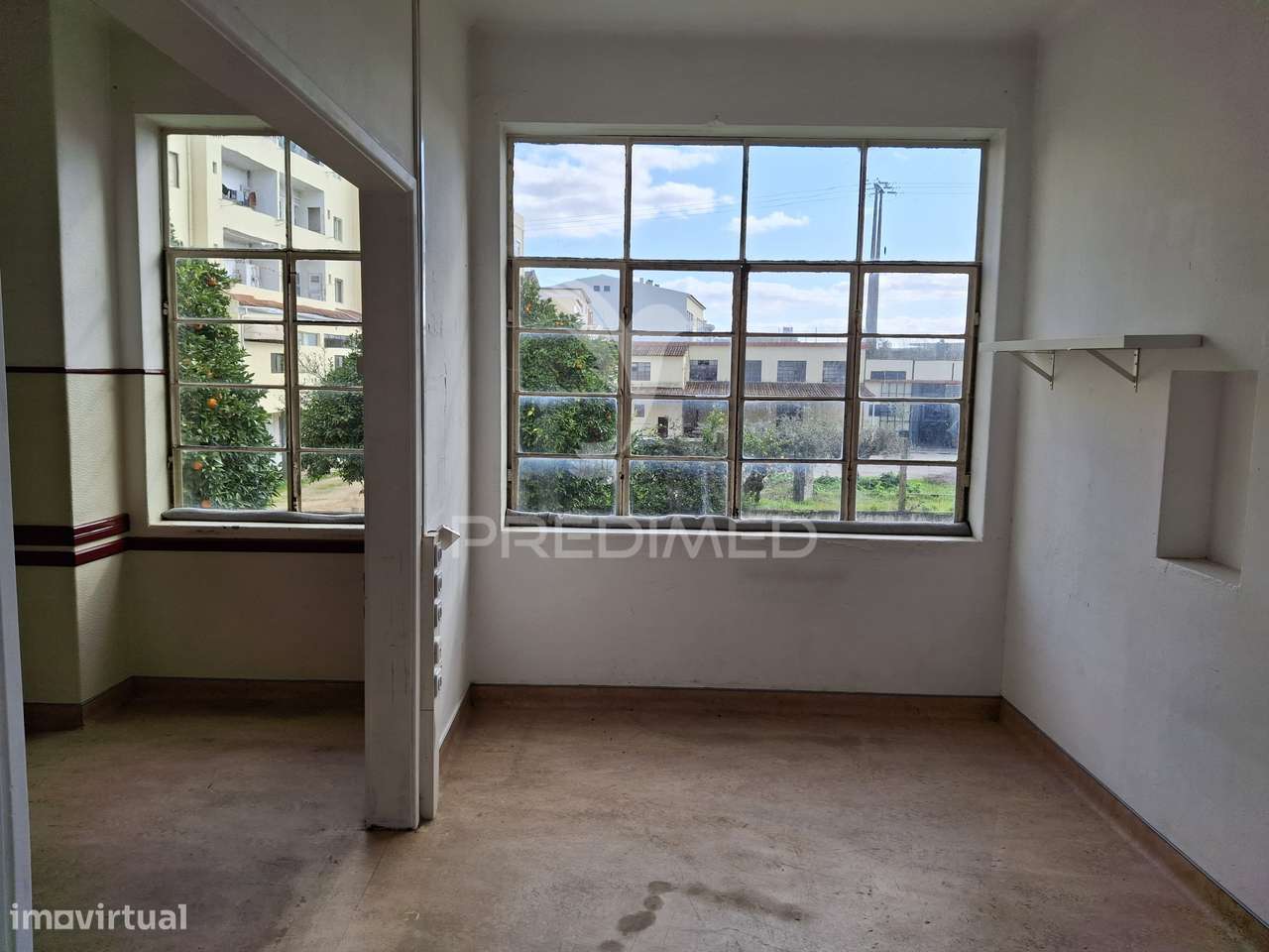 Apartamento T2 para remodelação. - Grande imagem: 4/13