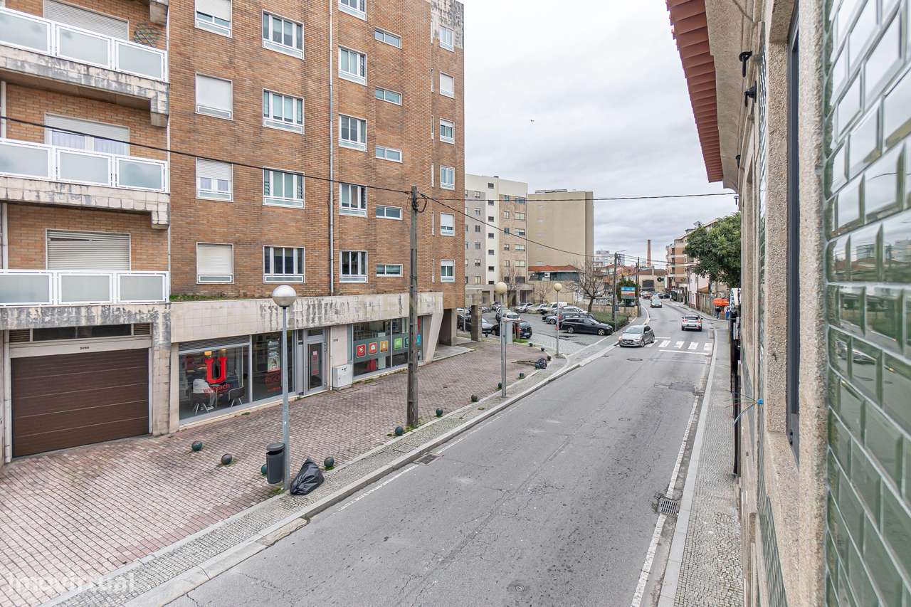 Excelente Oportunidade – T2+2 Duplex em Águas Santas-35