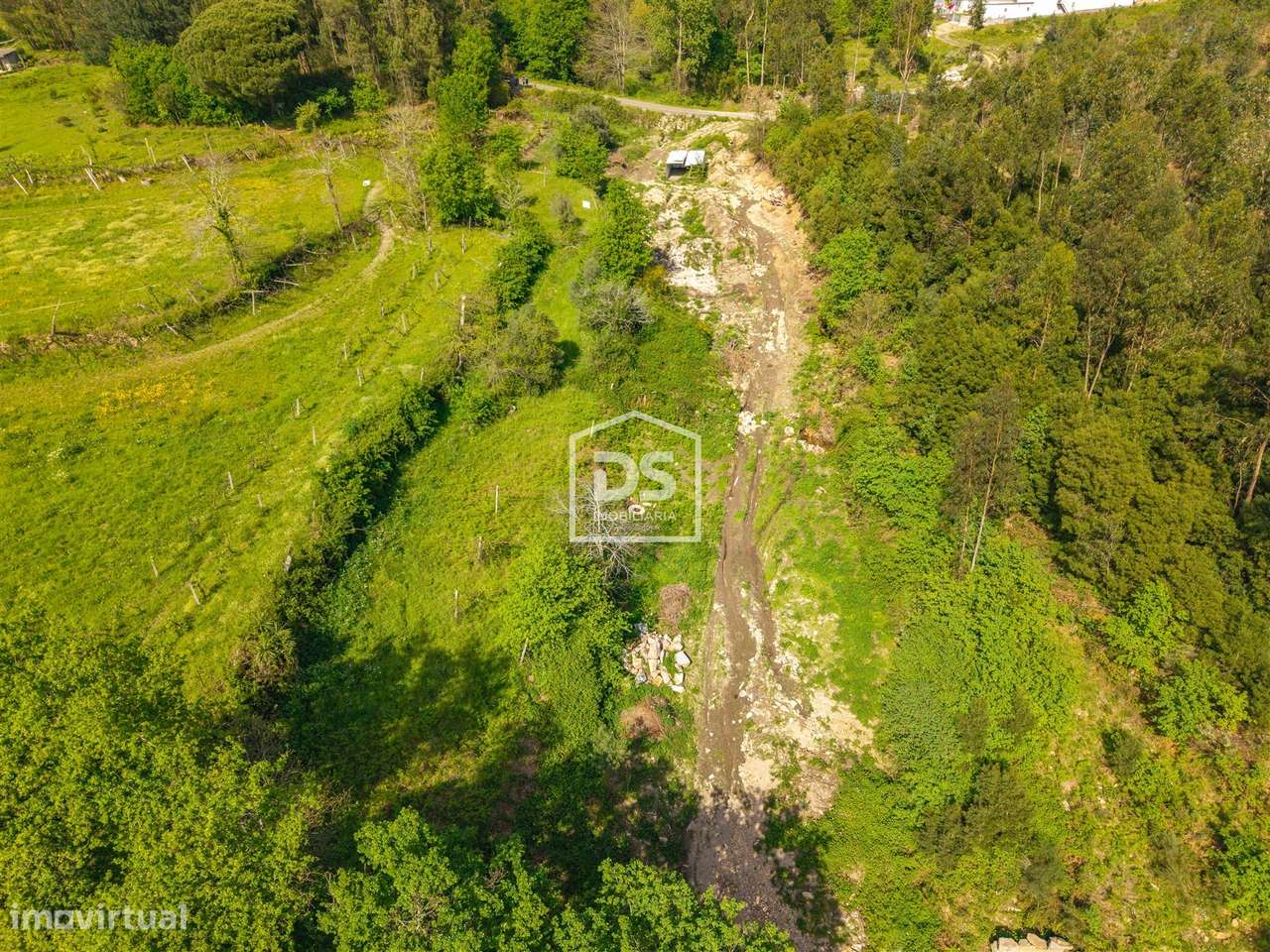 Terreno  Venda em Duas Igrejas,Penafiel-0