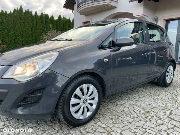 Opel Corsa 1.2 16V Edition / Active - 8