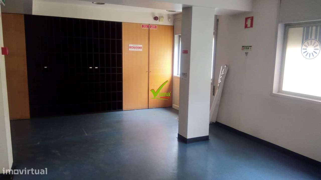 Arrenda - Piso completo de escritórios - Grande imagem: 2/13