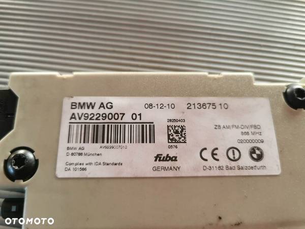 WZMACNIACZ ANTENOWY BMW F10/F11 OE 21367510 - 2