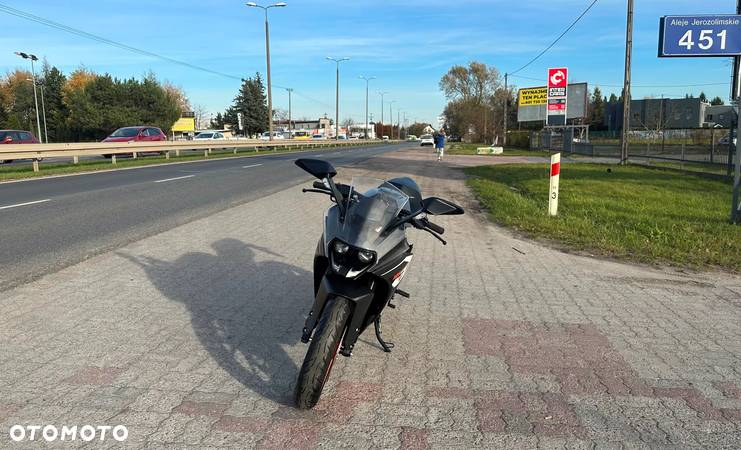 KTM RC 125 - 6