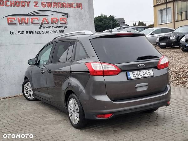 Ford Grand C-MAX - 21