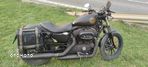 Harley-Davidson Sportster Iron 883 - 10