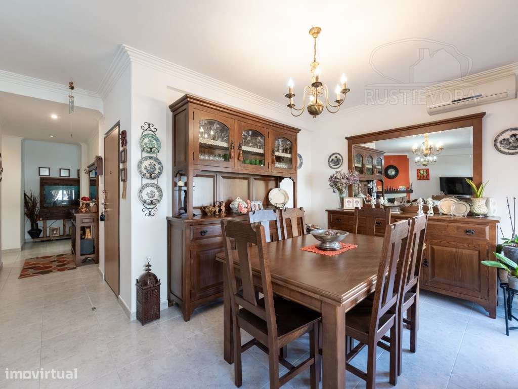 Apartamento T3 na Horta das Figueiras - Grande imagem: 3/25