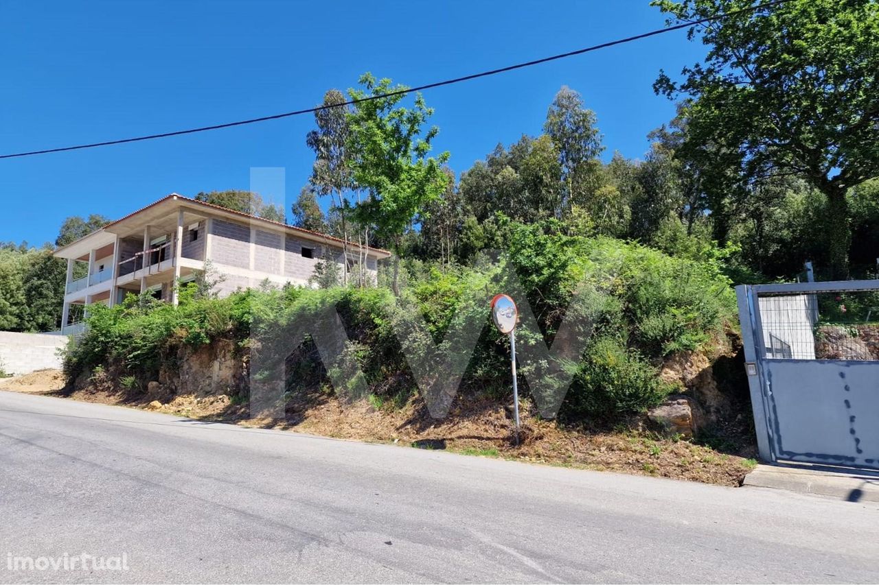 Terreno de construção 2 moradias geminadas