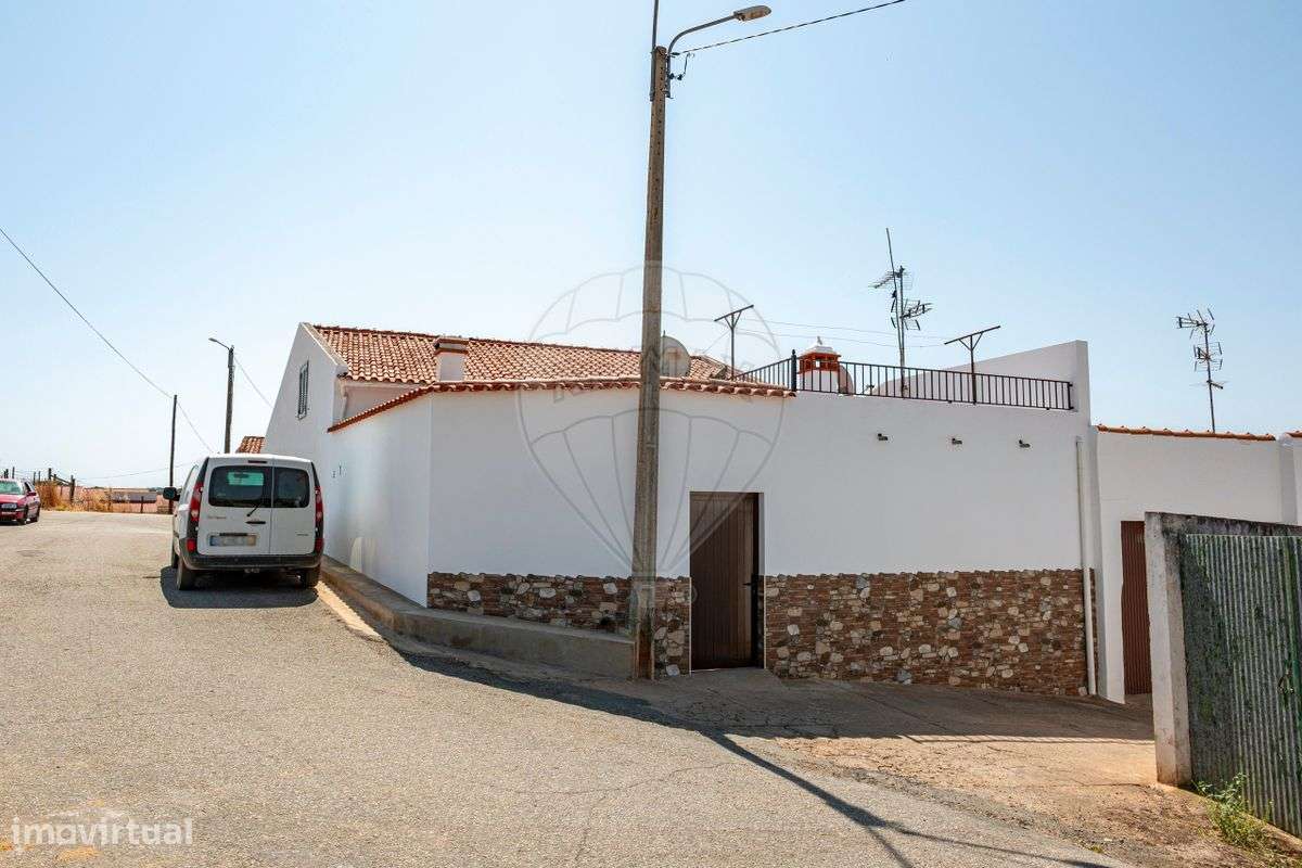 Moradia T5 para venda - Grande imagem: 2/48