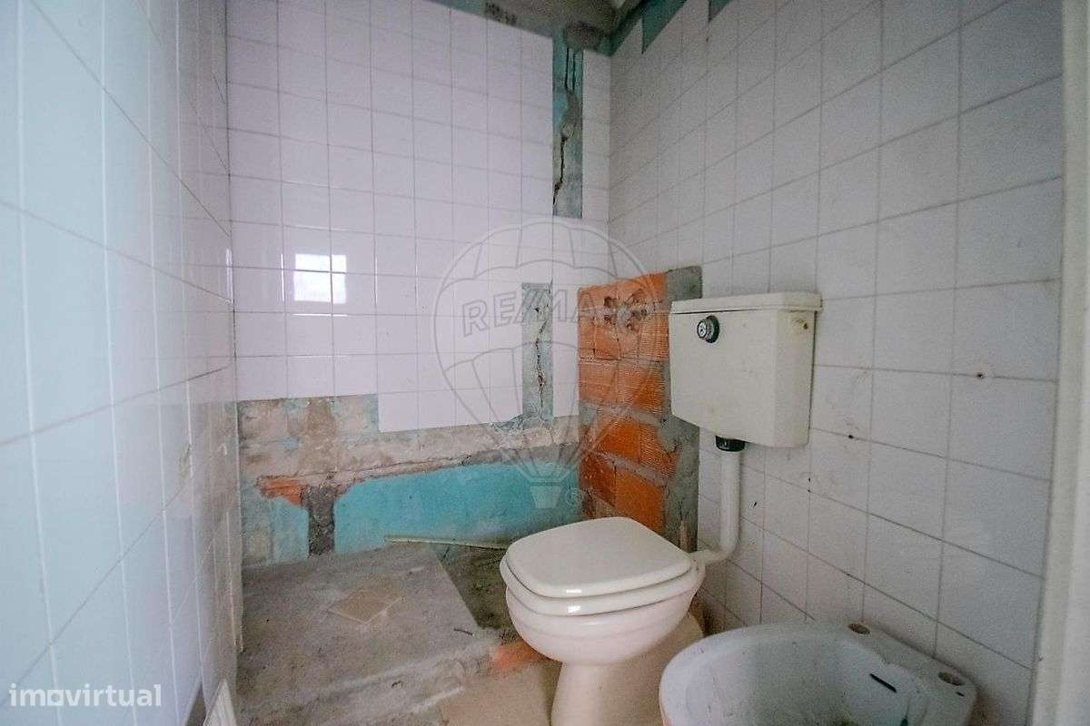 Moradia T2 para venda-7