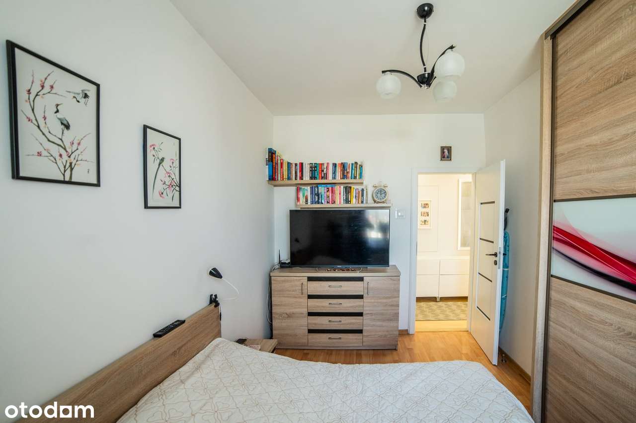 Przestronne, trzypokojowe mieszkanie na ul. Niezłomnych - Pełny obrazek: 4/9