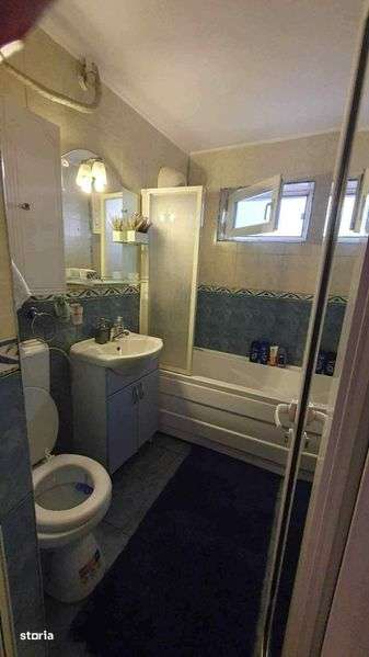 Apartament 2 camere decomandat in Onesti, zona de jos. - Imagine principală: 5/7