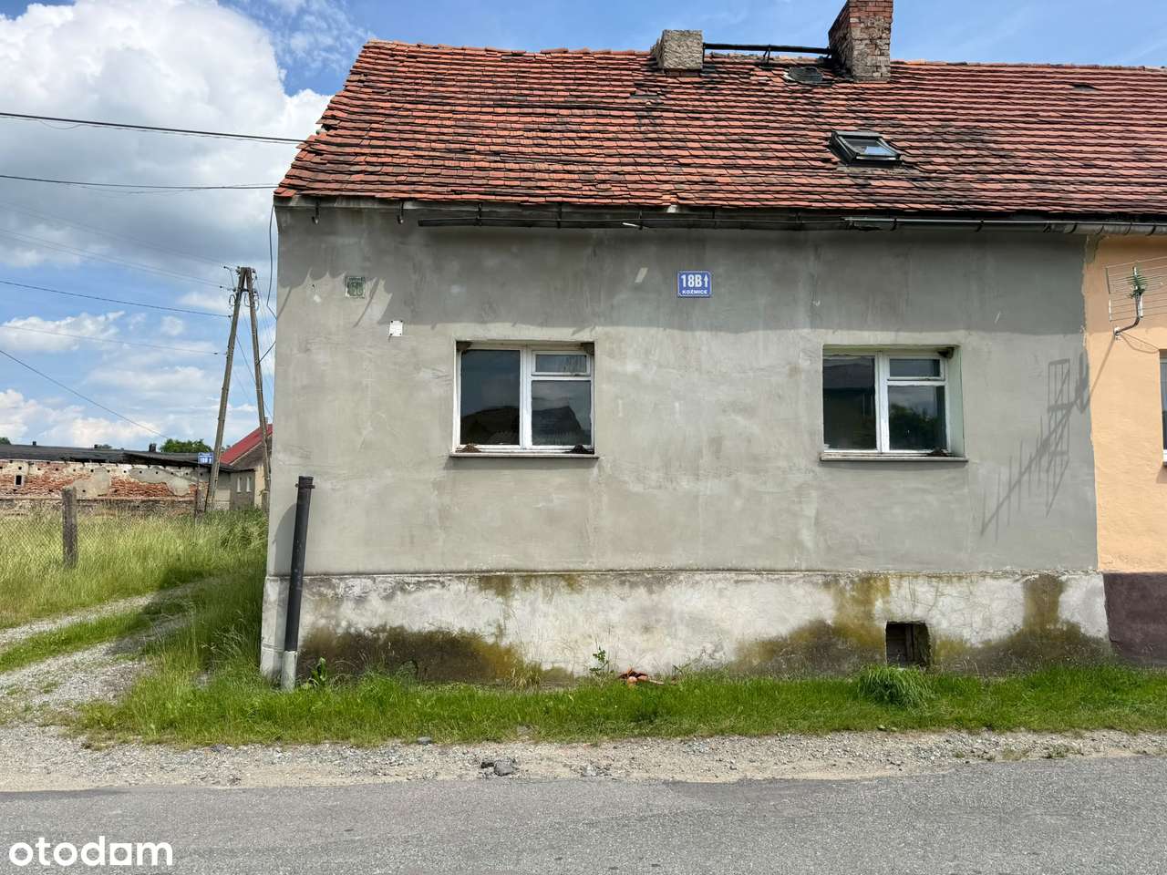 Na sprzedaż Dom w zabudowie szeregowej Koźmice 80m2 działka 10 arów