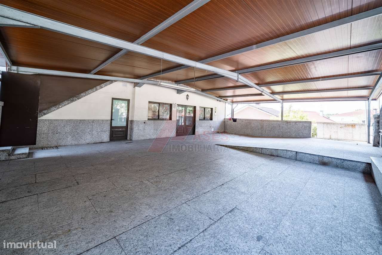 Oportunidade de Investimento | 3 Frações  com Potencial Habitacional T-38