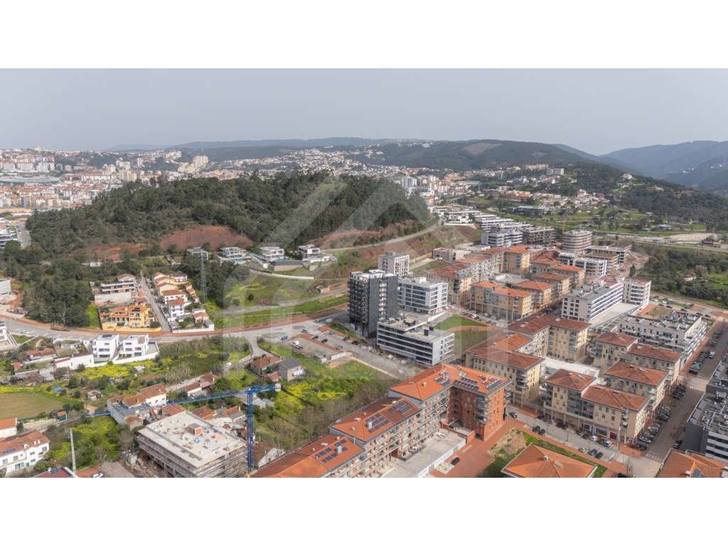 Apartamento T4 | Quinta da Portela | Novo | Com varandas-13