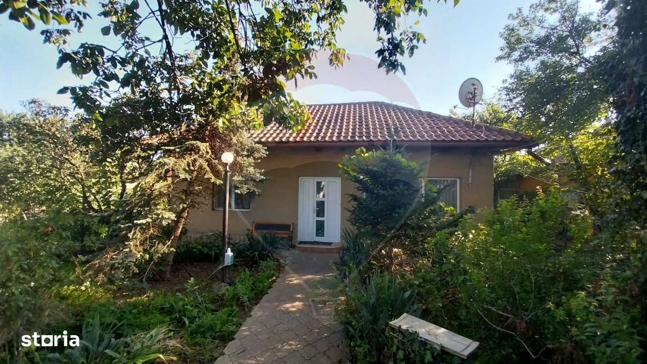 Casa de vanzare din caramida -Valul lui Traian-0