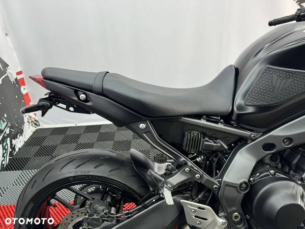 Yamaha MT - 30