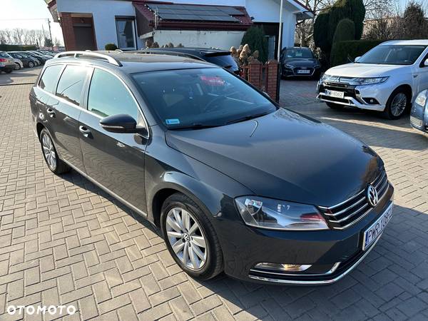 Volkswagen Passat - 2