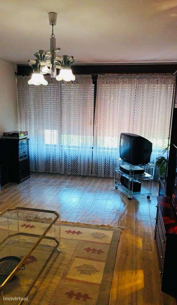 Apartamento t3 à venda  Fonte Nova - Calhariz, Benfica - Grande imagem: 4/12