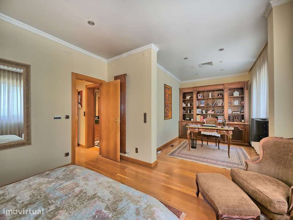 Apartamento T4 mobilado para arrendamento em Lisboa - Grande imagem: 5/23